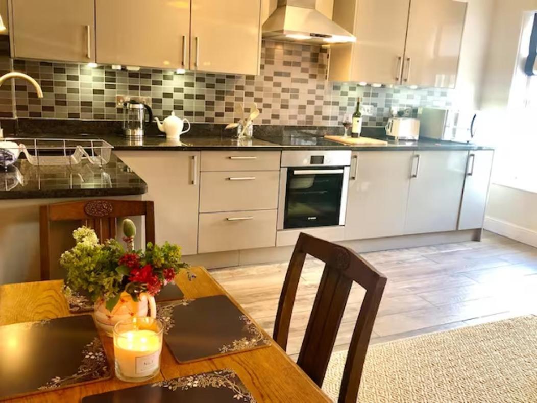 בייקוול Pass The Keys Old Beams Luxury Style & Comfort In Town Centre מראה חיצוני תמונה